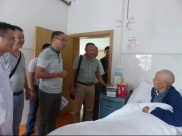 遵医附院德江县人民医院教师节慰问住院教师