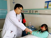 德江县人民医院泌尿外科为患者捐款