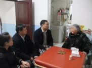 德江县人民医院走访慰问离退休职工及遗属