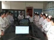 德江县人民医院发放口袋版《标准服务规范》掀起学习热潮
