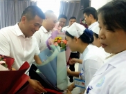 弘扬抗疫精神 护佑人民健康 感谢“医”路有你 德江县人民医院庆祝第三个