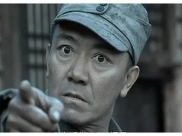 《亮剑》迷送锦旗 | 他娘的，这面锦旗办到老子心坎里了！